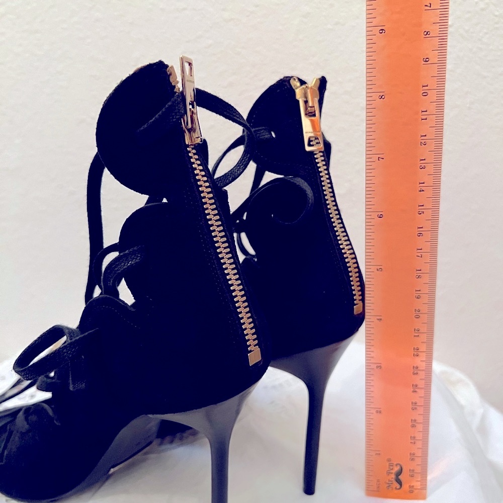Burberry Black Strappy Gladiator Heels - Picture 7 of 10